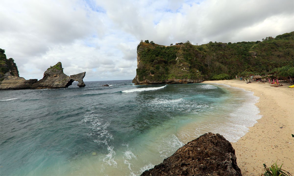 Swim with Manta Rays & Visit Amazing Atuh Beach | Nusa Penida Island Tour