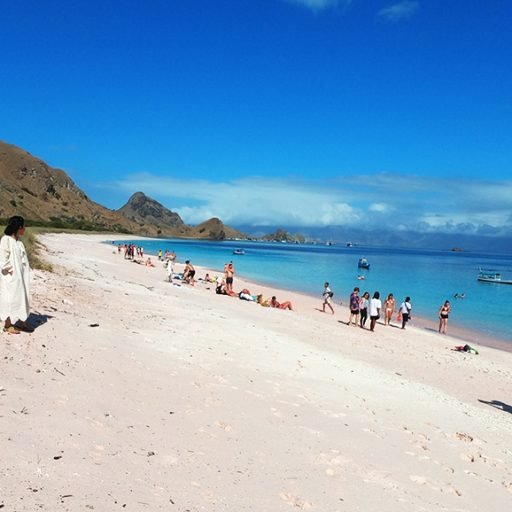Komodo Tour Liveaboard to Lombok 4 Days 3 Nights