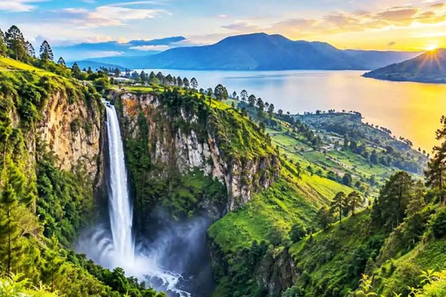 Luxury Sumatra Orangutan, Lake Toba and Bukittinggi Tour from Bali – 12 Days 11 Nights